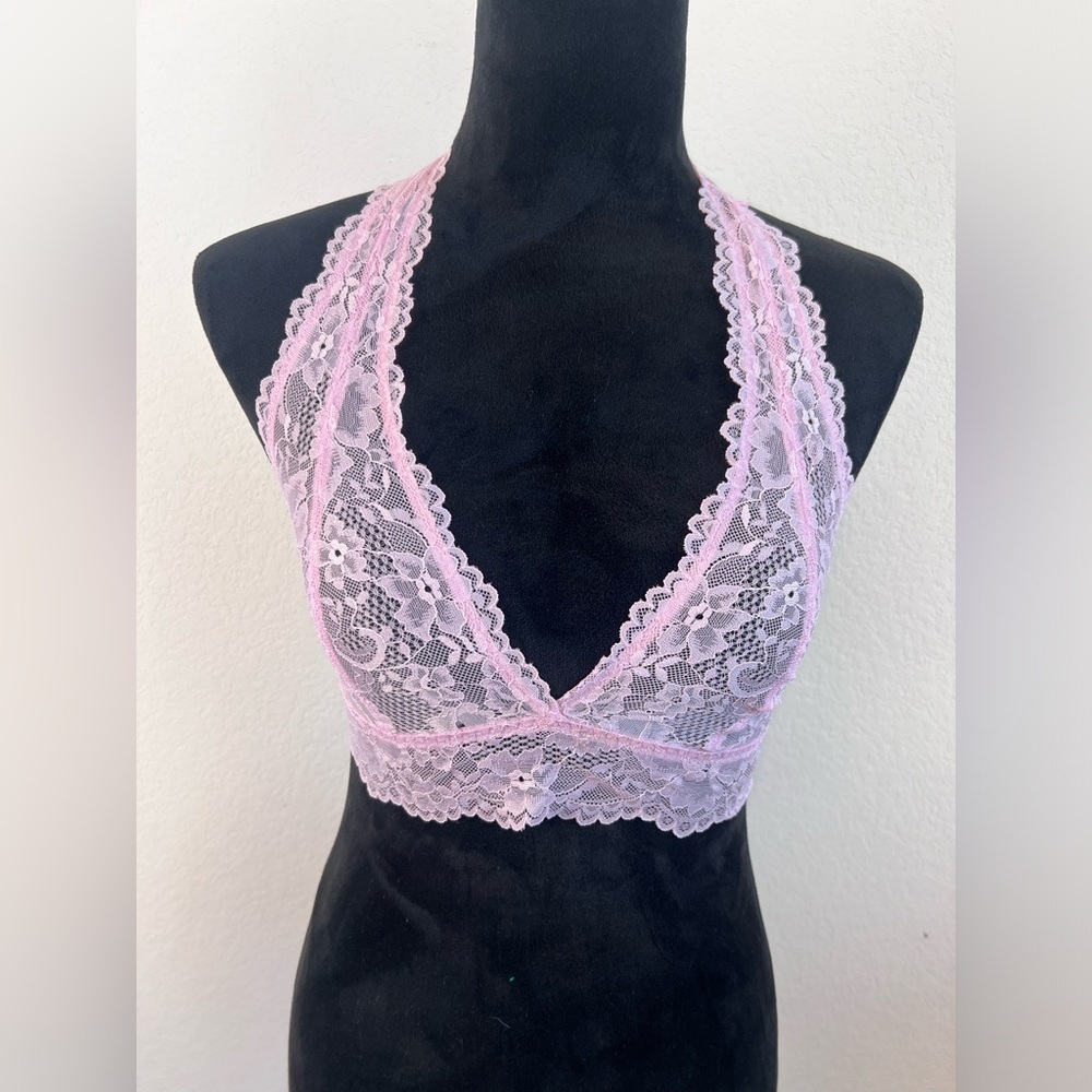 NWT: Savage X Fenty Floral lace Racerback Bralette in Lavender Pink Size Small